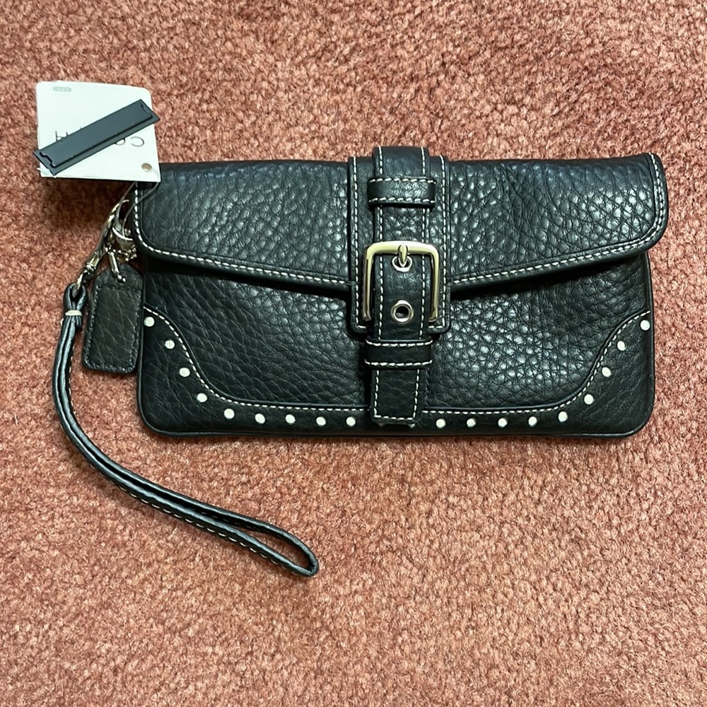 Coach Hampton Lilac Pebbled Leather Wristlet